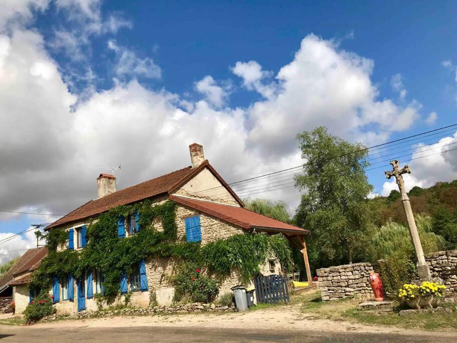 Belle Maison En Bourgogne - Auxois - Morvan Flee  Εξωτερικό φωτογραφία